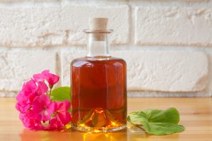 Read more about the article 7 Health Benefits Of Geranium Essential Oil