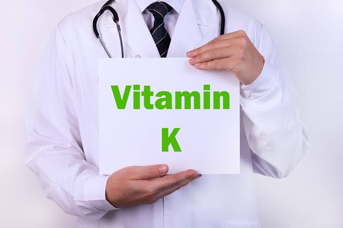 You are currently viewing 8 Reason Why You Should Eat Vitamin K-rich Foods