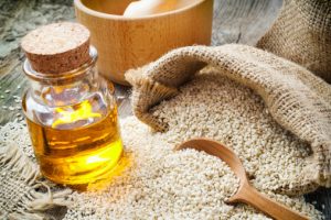 Read more about the article Pure Sesame Oil, Benefits & Pains