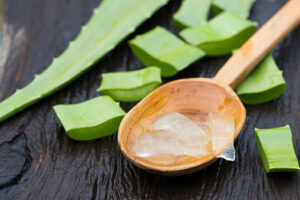 Read more about the article Benefits Of Aloe Vera & Uses