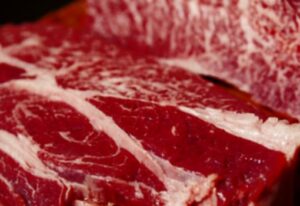 Read more about the article Is red meat good or bad for heart health